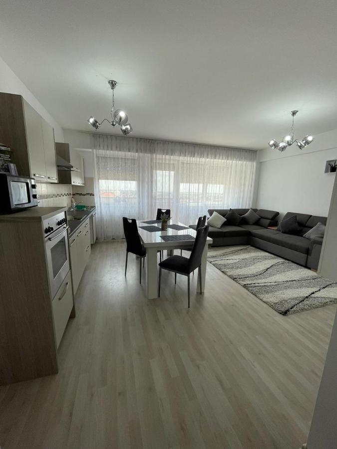 Class Deluxe Apartments Oradea Dış mekan fotoğraf