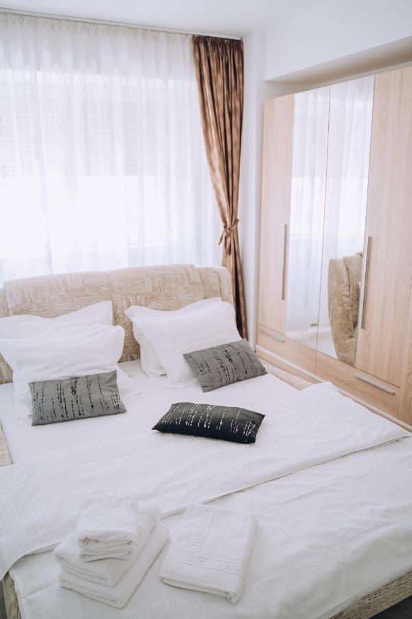 Class Deluxe Apartments Oradea Dış mekan fotoğraf