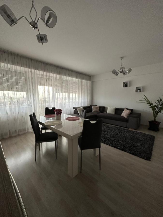 Class Deluxe Apartments Oradea Dış mekan fotoğraf